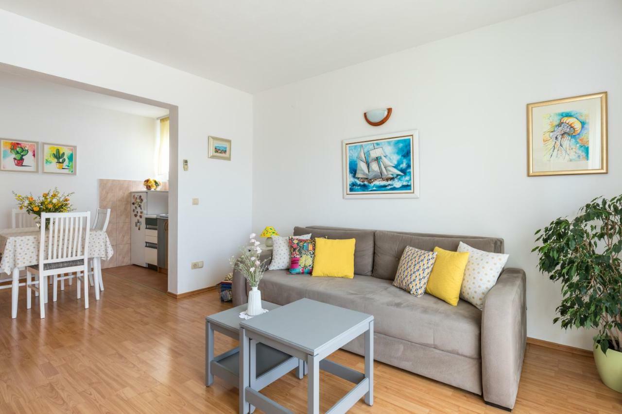 Apartments Rogulj Трогір Екстер'єр фото