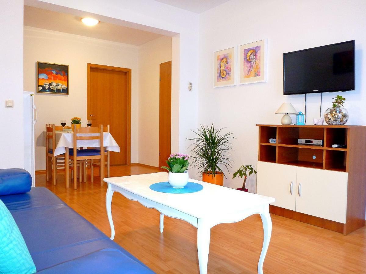 Apartments Rogulj Трогір Екстер'єр фото