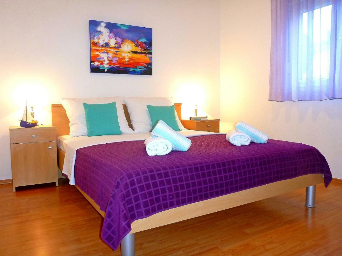 Apartments Rogulj Трогір Екстер'єр фото